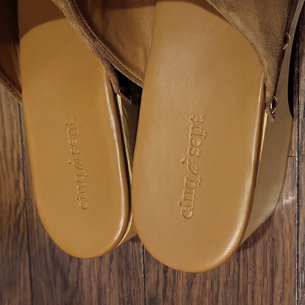 Cinq A Sept Sydney Studded Clog In Golden Sienna 9US/39EU NWT - Picture 4 of 9